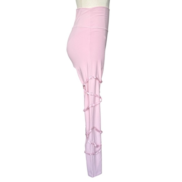 Rare Alo Yoga Alosoft High-Waist Spotlight
Legging in Ballet Pink Medium - Picture 8 of 15